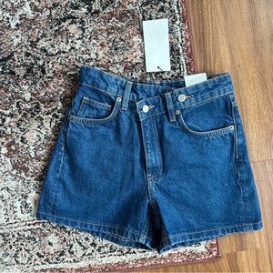 Zara Crossed Waist Mom Fit Bermuda